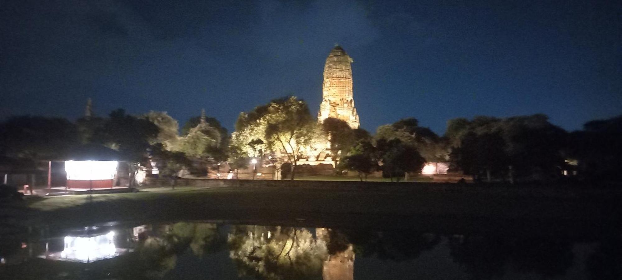 Plus Hostel Ayutthaya Ngoại thất bức ảnh