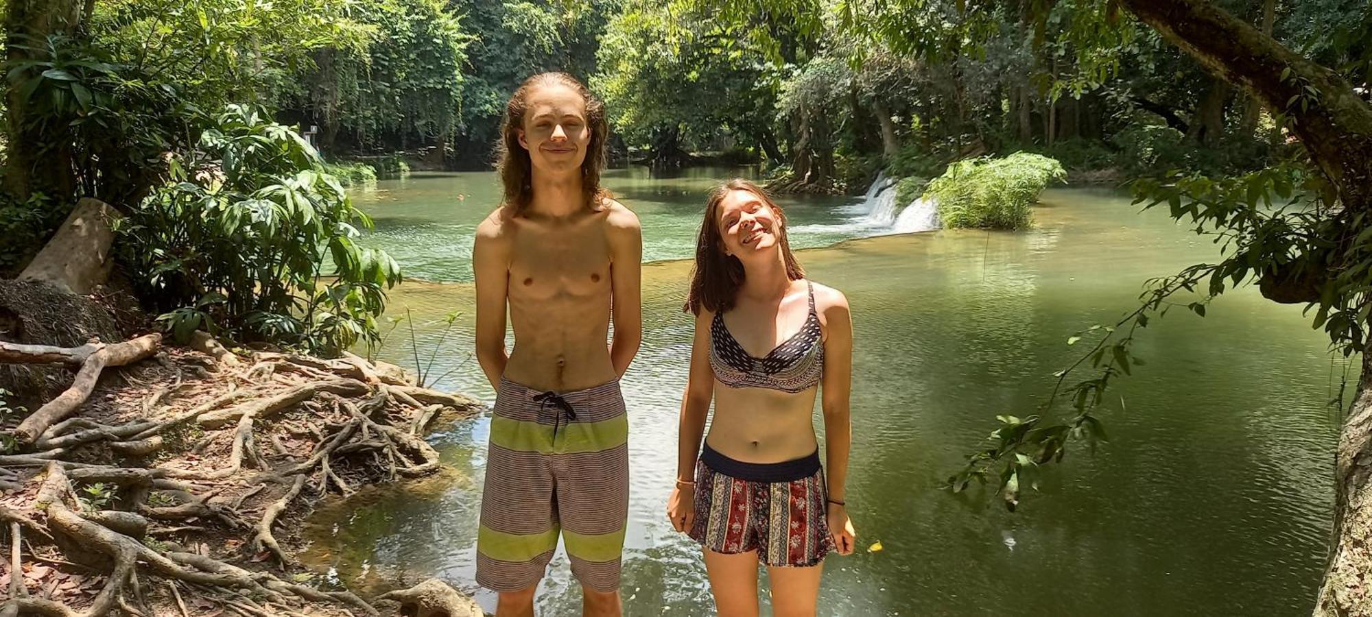 Plus Hostel Ayutthaya Ngoại thất bức ảnh