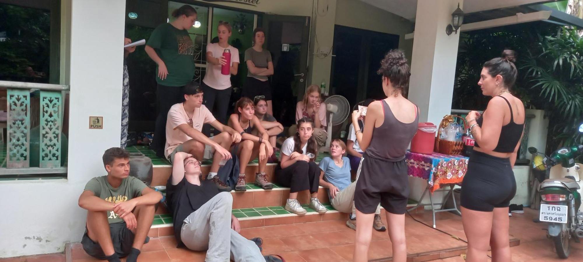 Plus Hostel Ayutthaya Ngoại thất bức ảnh