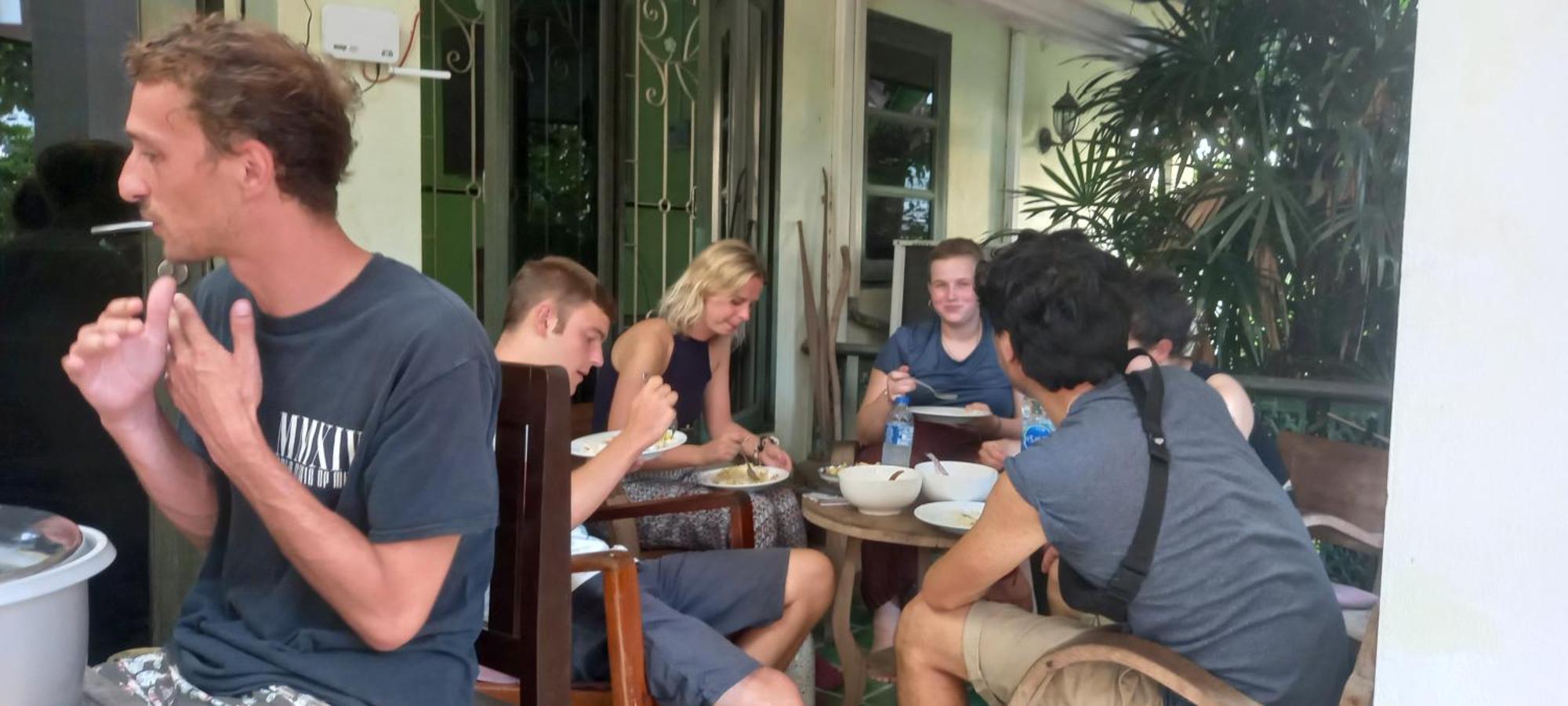 Plus Hostel Ayutthaya Ngoại thất bức ảnh