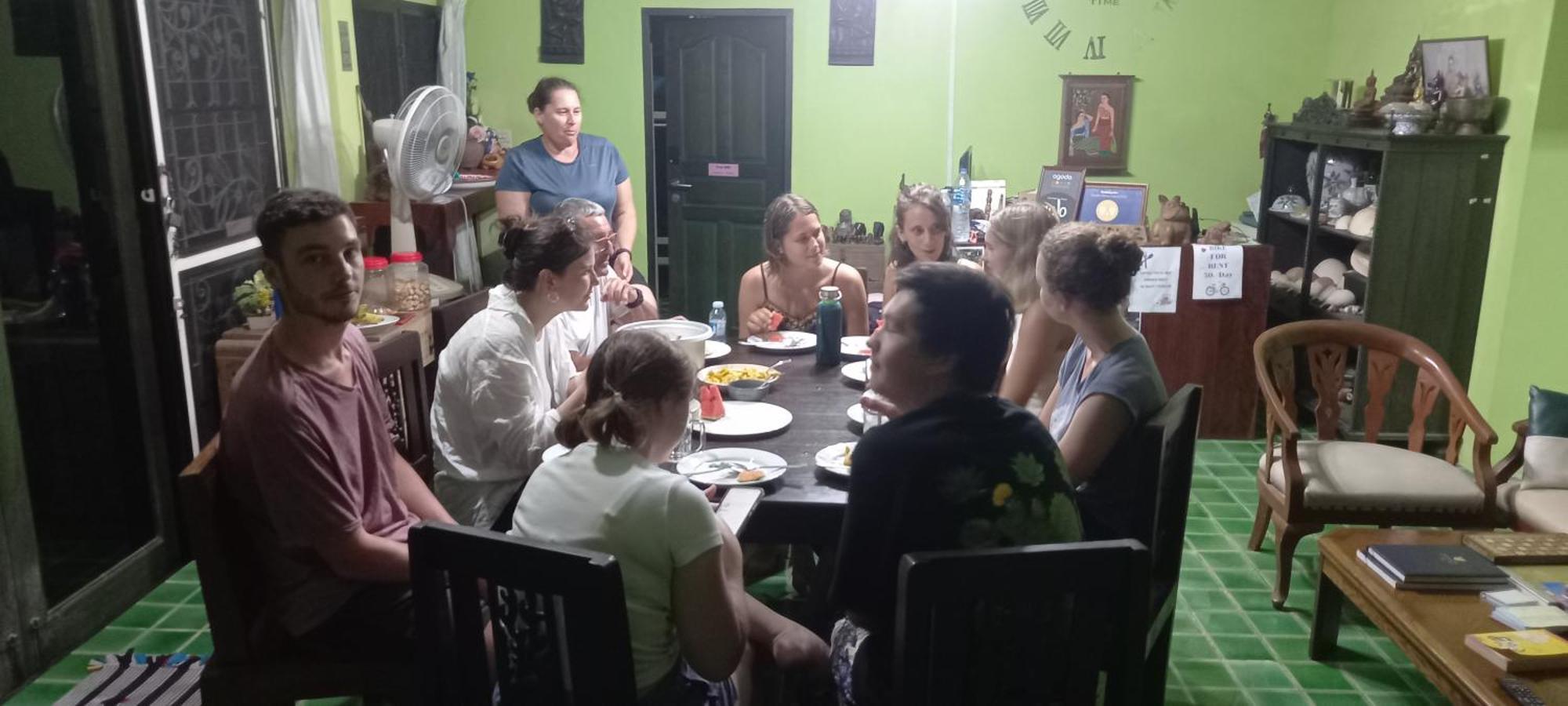 Plus Hostel Ayutthaya Ngoại thất bức ảnh